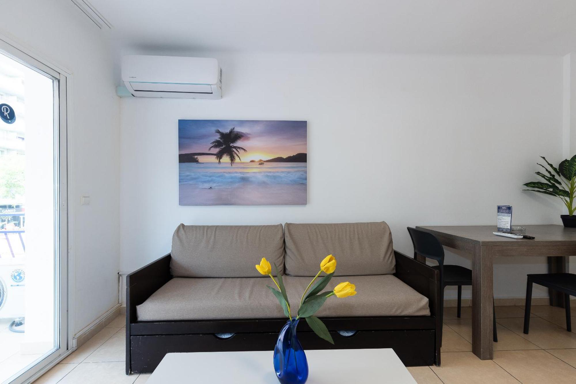 Centric Rentalmar * Salou